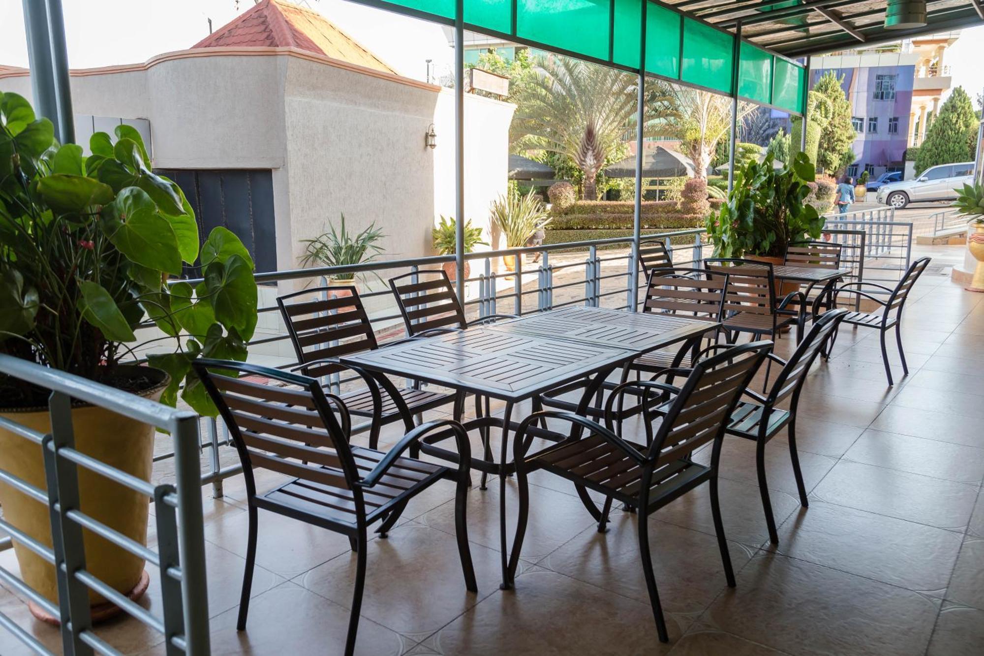 Olympic Hotel Kigali Bagian luar foto
