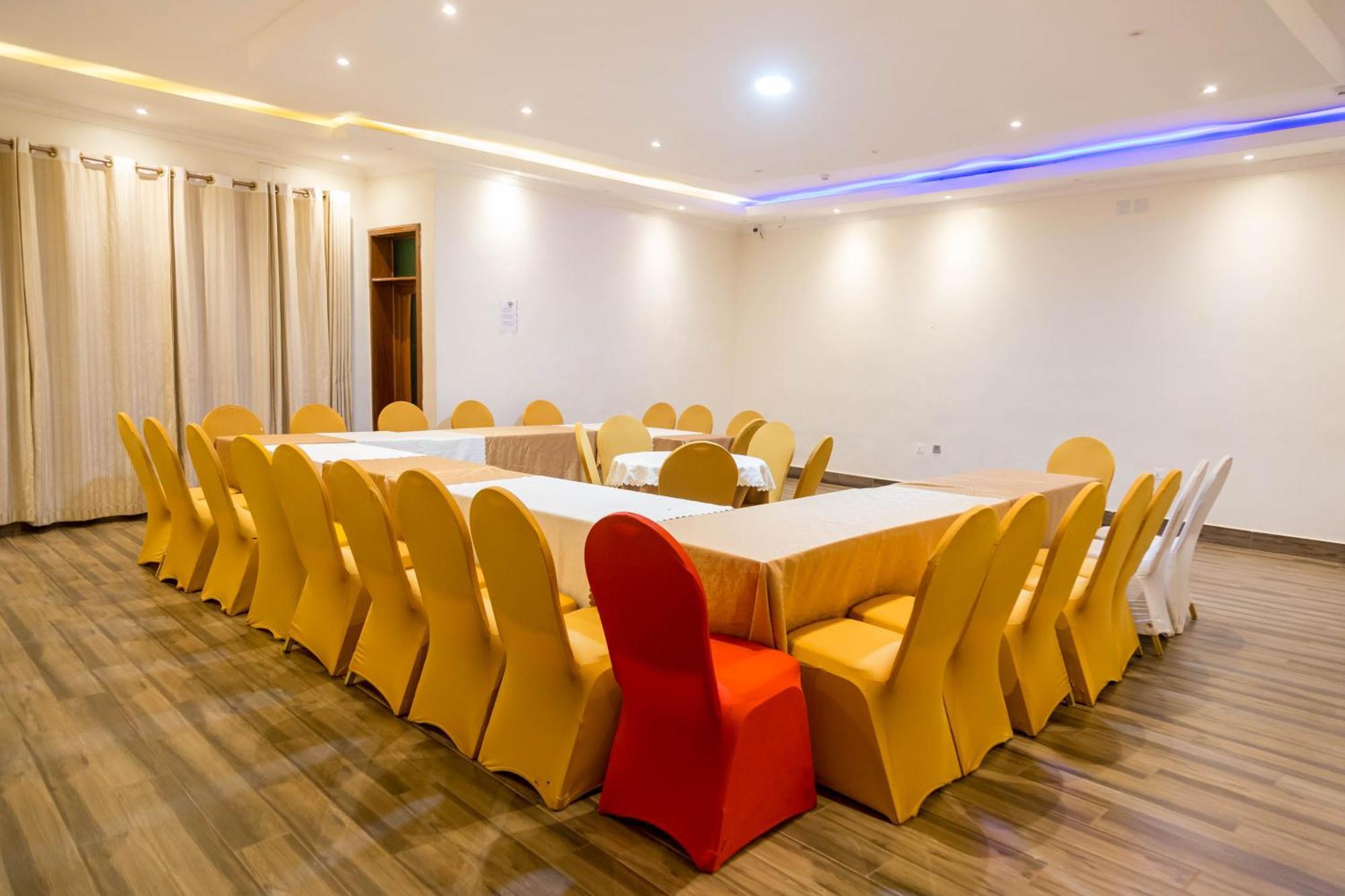 Olympic Hotel Kigali Bagian luar foto